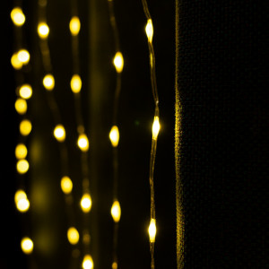 Світлодіодна гірлянда-завіса з гачками, 2*1 м, 400 л, теплий білий, мережа, Роса (720810)