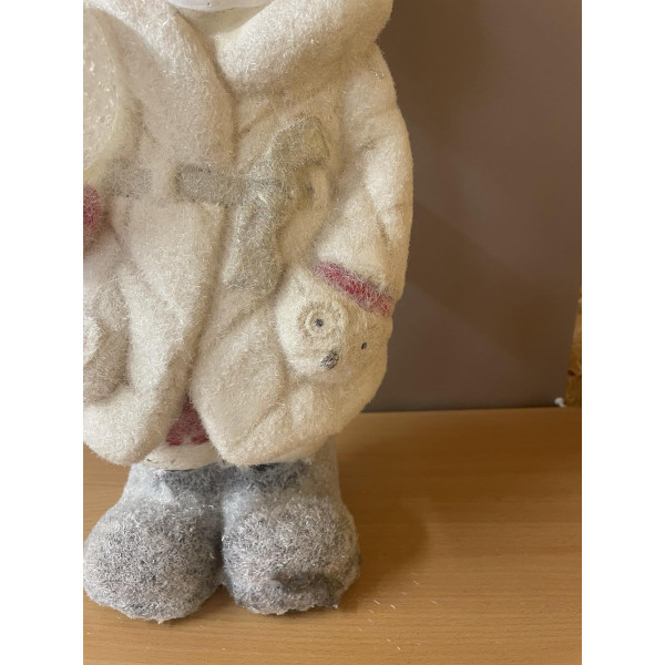 УЦІНКА!!! Декоративна фігурка - Дівчинка зі сніжкою, 19,5x16x41 см, білий з рожевим, магнезія (920166)