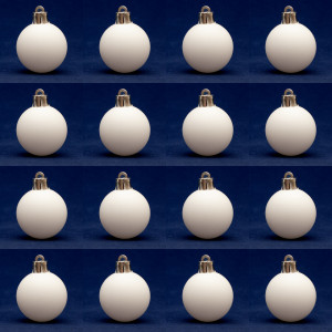 Набір ялинкових іграшок - кулі, 16 шт, D4 см, білий, матовий, пластик (250942)