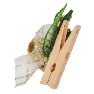 6 хвойних гілочок з листочками та ягодами на прищіпках, 6x8 см (470549)