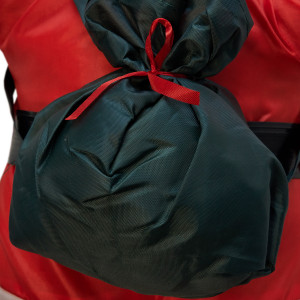 Вуличний декор Санта (Дід Мороз) 60 см, на драбині 0,9 м (810078)