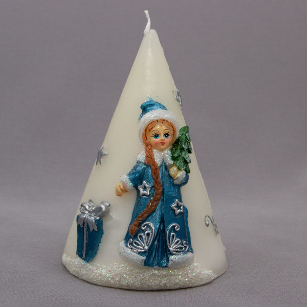 Свічка - Конус з малюнком Снігуроньки, 9x9x12 см, білий з синім, парафін (791255-2)