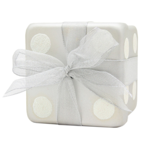 Новорічна ялинкова іграшка - фігурка Подарунок матовий з бантом, 10 см, сріблястий, пластик (110247-1)