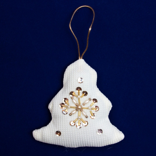 Ялинкова іграшка м'яка - Ялинка, 8 см, білий, текстиль з бісером (430086-4)